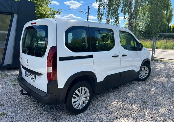 Peugeot Rifter cena 42900 przebieg: 179000, rok produkcji 2020 z Warszawa małe 301